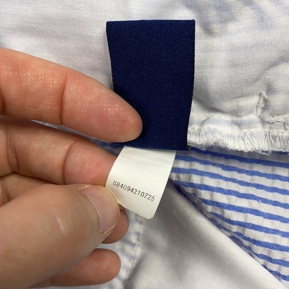 Chaps Blue & White Striped Seersucker Bermuda Shorts Size 8P - Picture 9 of 10